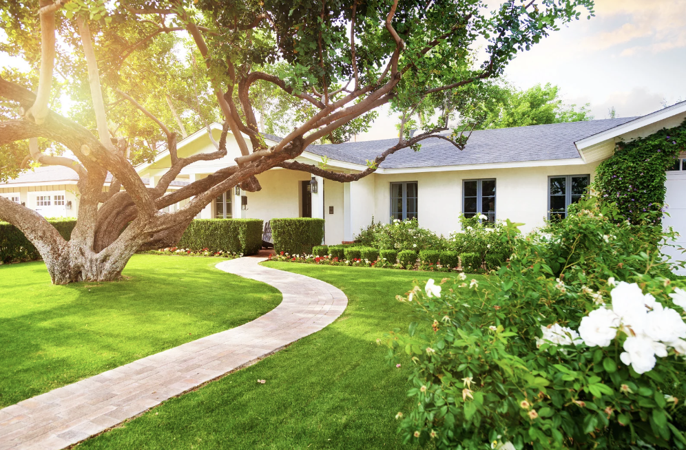 improving-curb-appeal-when-selling-your-home